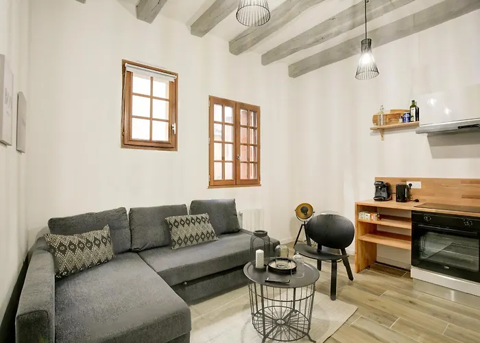 La - A L Ombre Des Vieilles Poutres